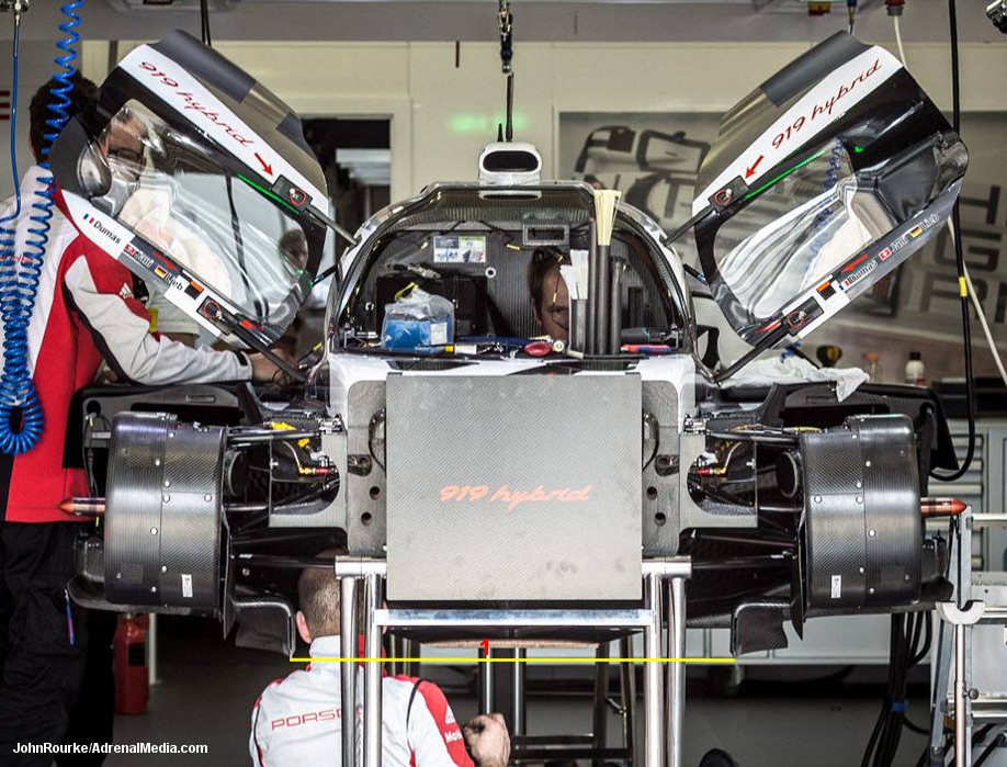 Interesting Shots of the Rear Wings in MVRC Le Mans 2018 - Mantium